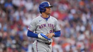 Mets' bullpen implodes, gives up another big inning in 10-2 loss to Phillies