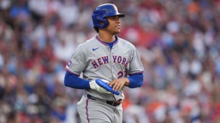 Mets' bullpen implodes, gives up another big inning in 10-2 loss to Phillies