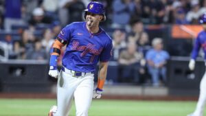 Timely hitting, stellar pitching help Mets secure series split with 4-0 win over Braves
