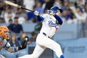 Tanner Scott struggles again as Dodgers fall to Mets in 10 innings