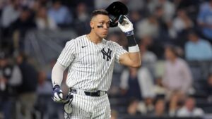 Yankees' scoreless streak reaches shocking 29 innings with 4-0 loss to Angels