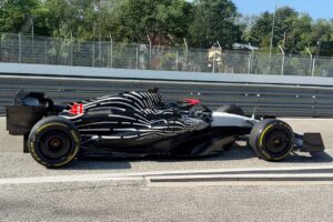 Lindblad turns laps at Imola in first proper F1 test