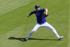 Hernández: Dodgers finally get to be part of the complete Shohei Ohtani experience