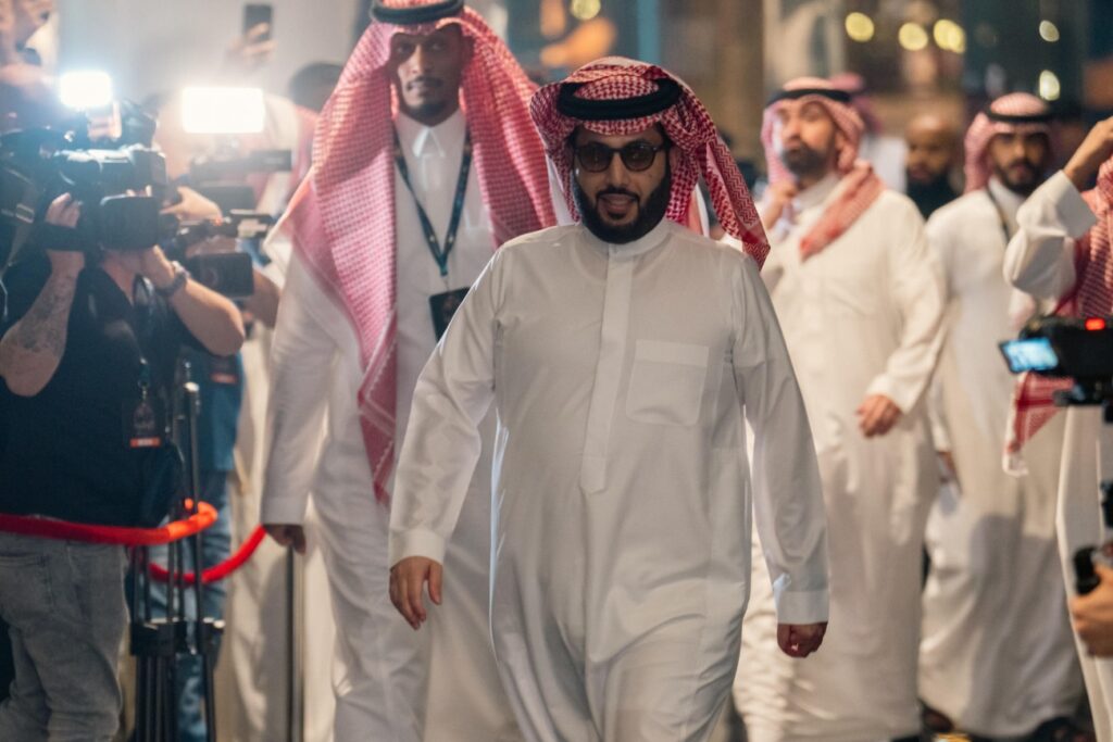 Turki Alalshikh’s Heated Response Regarding Canelo-Crawford Event Timing