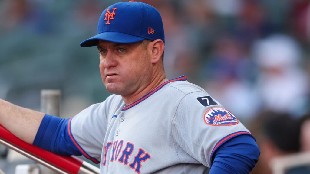Mets' Carlos Mendoza explains 'concern' after Sunday's 7-1 loss at Phillies