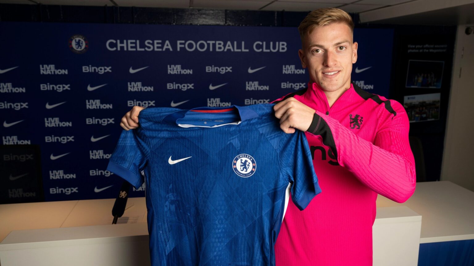 Why does the summer transfer window close today and when does it reopen?