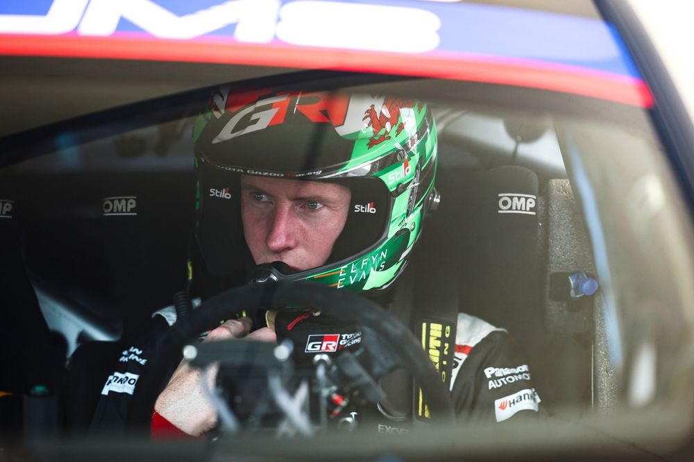 Evans is still leading the championship despite finishing off the podium in the last two rallies