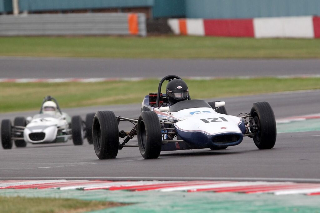 Rare Caldwell car races as FF1600 entertains