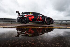 Shedden triumphs in finale for first series win since 2022