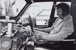 Super Saloons pioneer Tony Hazlewood dies aged 87