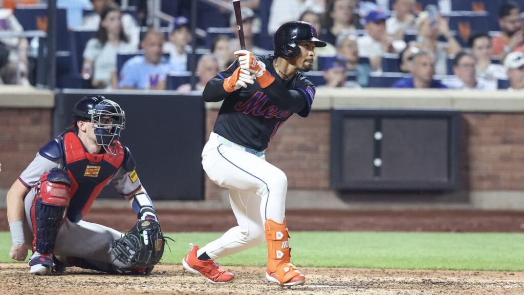 Carlos Mendoza attributes Mets' hitting woes to trailing early, chasing: 'I wouldn't say pressure'