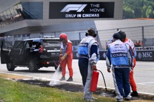 Trackside fire causes red flag in F1 Austrian GP qualifying