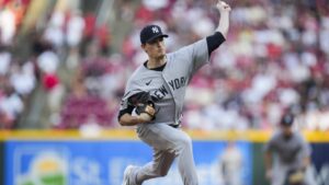 Yankees' Max Fried spins seven-inning gem in 7-1 win at Reds, becomes MLB's first 10-game winner