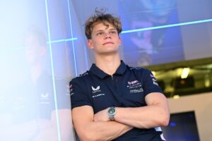 Alpine loans F1 reserve Aron to Sauber for FP1 outings