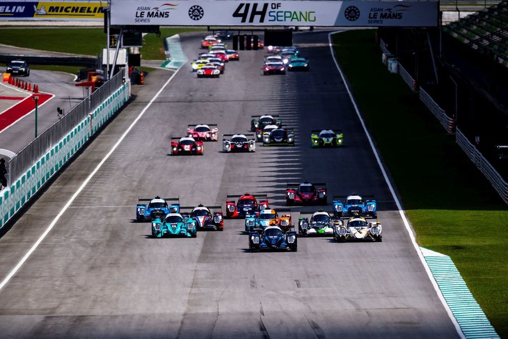 Race 2 Start