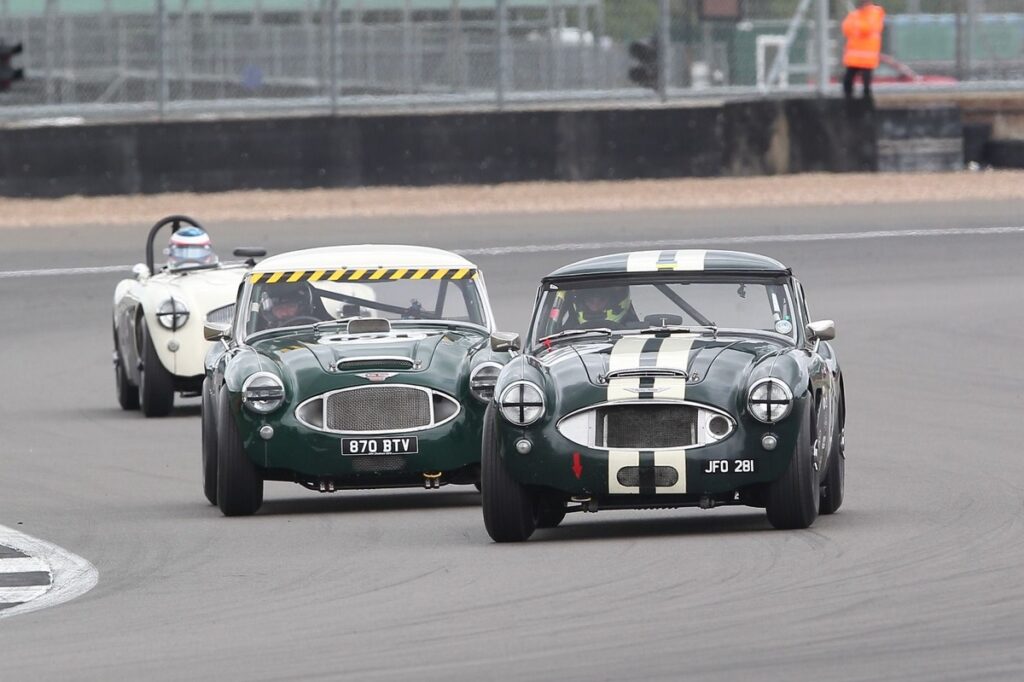 Willmott wins Healey battle and Wolf howls