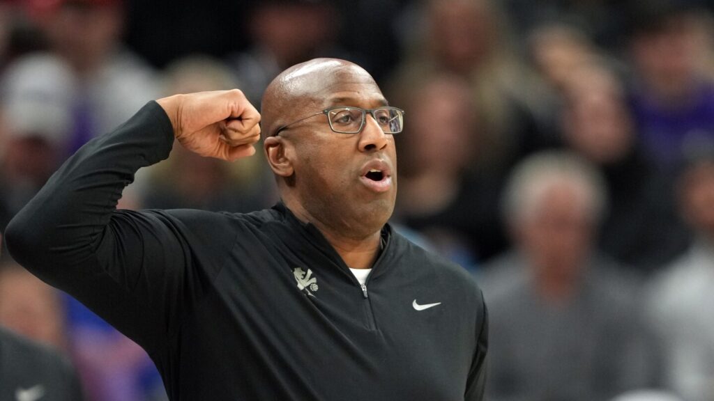 Knicks reportedly focus search for new coach on available coaches such as Mike Brown, Taylor Jenkins