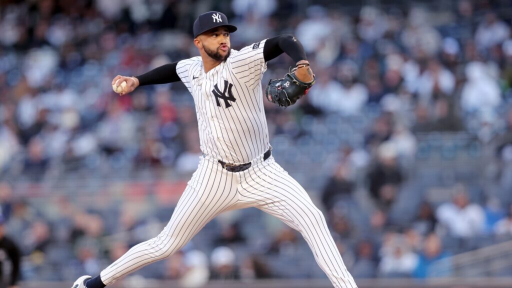 Fantasy Baseball Closer Report: Luke Weaver sidelined, Devin Williams steps back in as Yankees closer