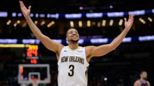 Report: Pelicans trade CJ McCollum, Kelly Olynyk, pick to Wizards for Jordan Poole, Saddiq Bey No. 40 pick