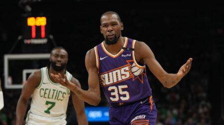NBA Trade Rumors Roundup: Kevin Durant wants Spurs not Timberwolves, Suns made no promises