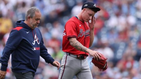 Braves’ Smith-Shawver undergoes Tommy John surgery and Kimbrel elects free agency