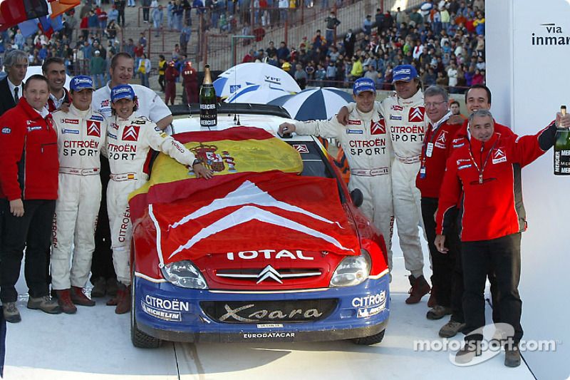 Sainz celebrates taking his 26th WRC win at Rally Argentina in 2004 - a record at the time