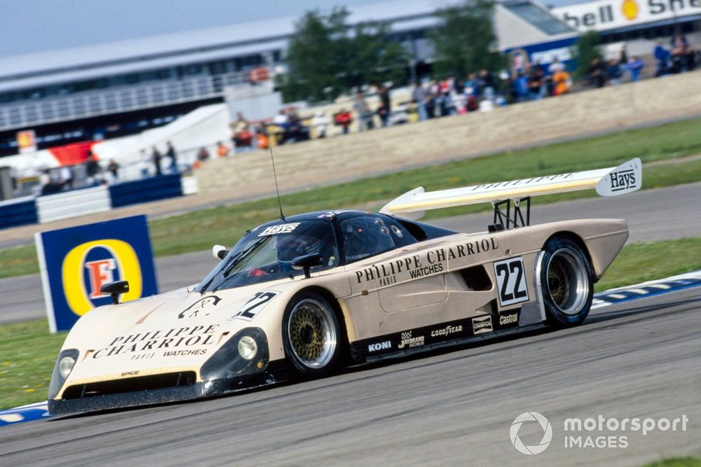 Hoy, pictured driving a Chamberlain Spice with Ferdinand de Lesseps in 1992, was a key part of the team's story