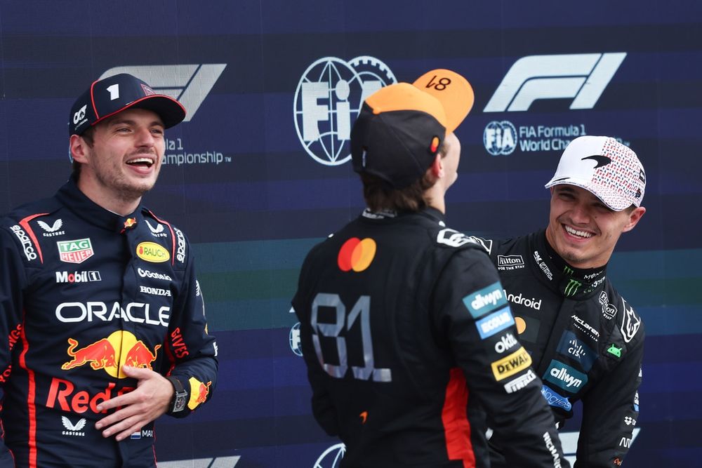 Lando Norris, McLaren, Oscar Piastri, McLaren, Max Verstappen, Red Bull Racing