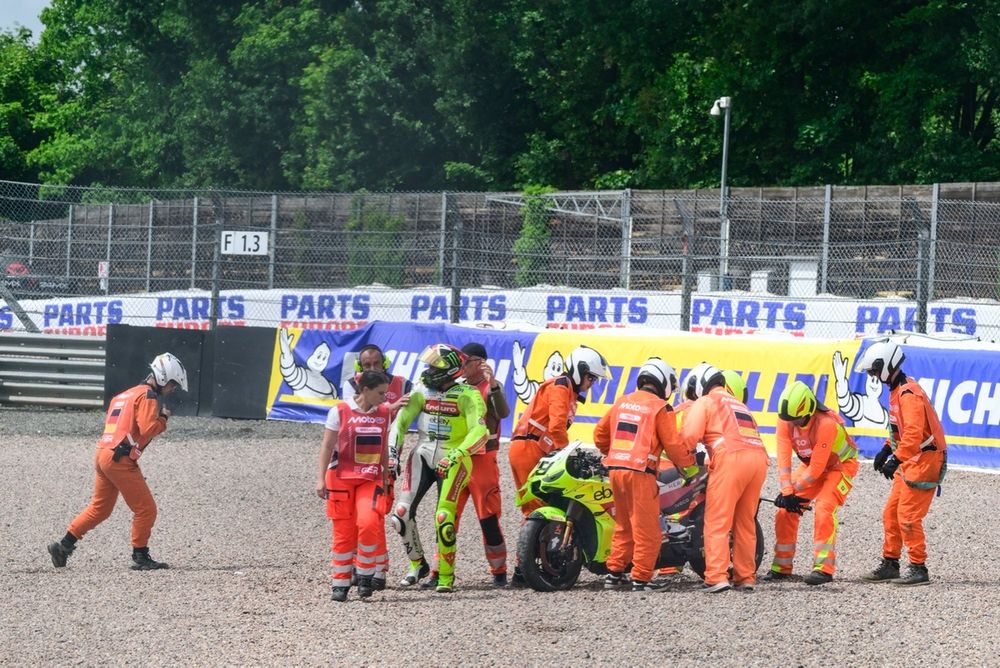 Di Giannantonio walks away from a crash that lost him a certain podium