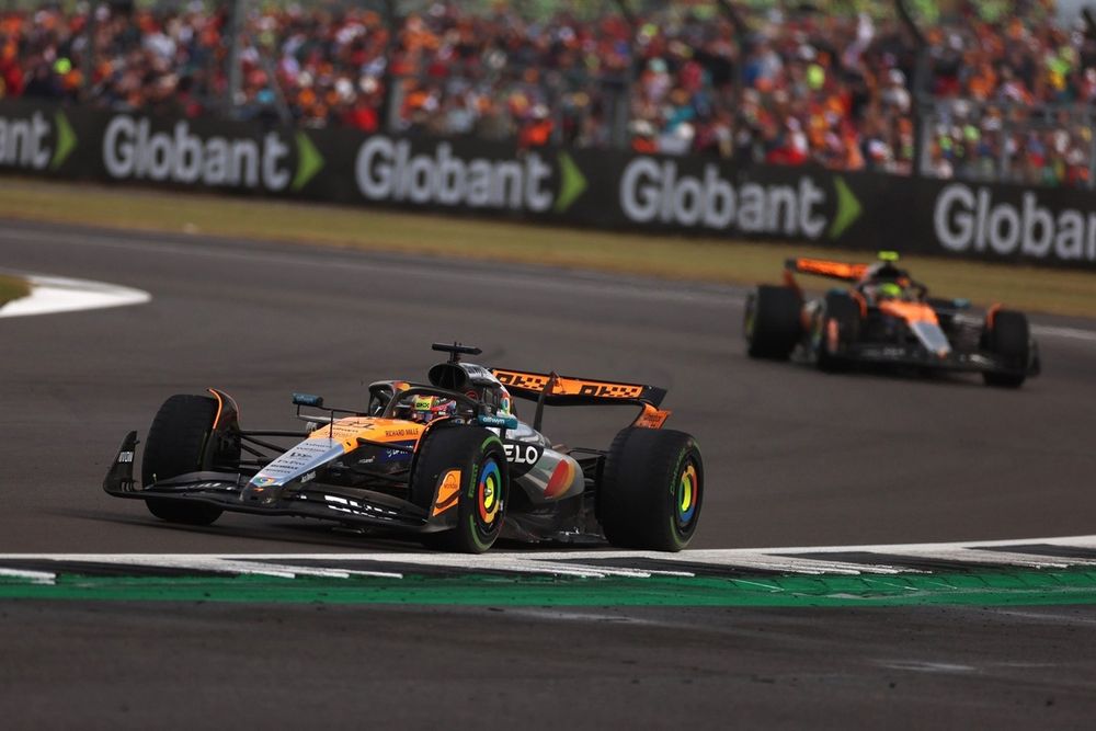 Lando Norris, McLaren, Oscar Piastri, McLaren