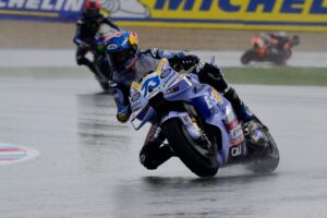 Marquez through to Q2 at MotoGP Czech GP despite late crash