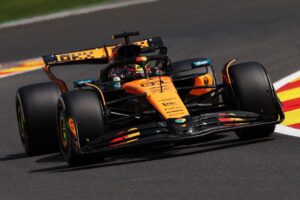 Piastri leads Verstappen and Norris in sole Spa practice