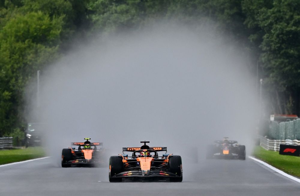 Lando Norris, McLaren, Oscar Piastri, McLaren