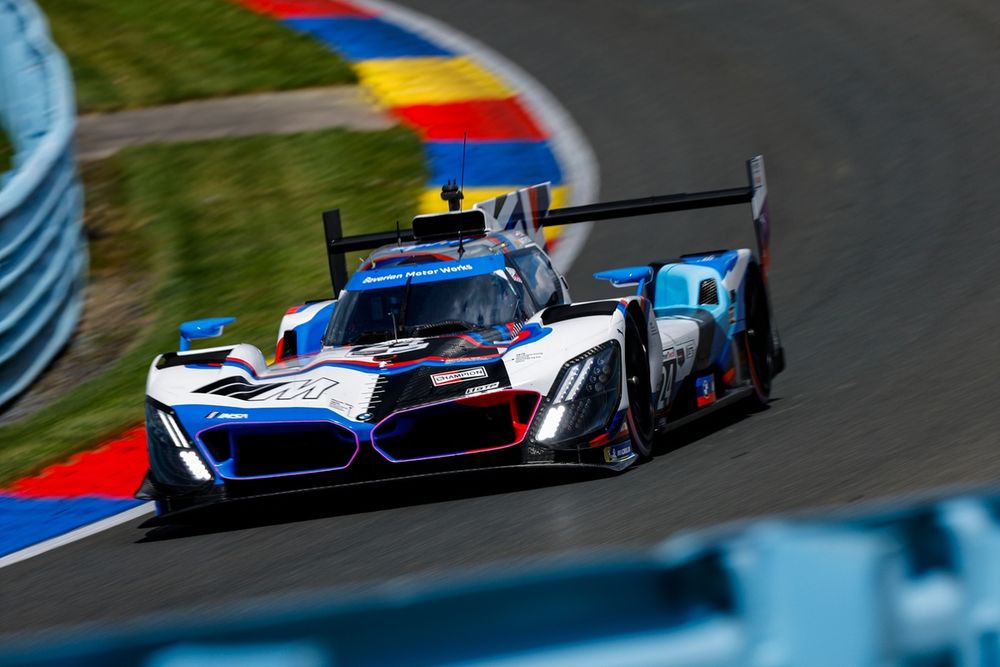 #24 BMW M Team RLL BMW M Hybrid V8: Philipp Eng, Dries Vanthoor