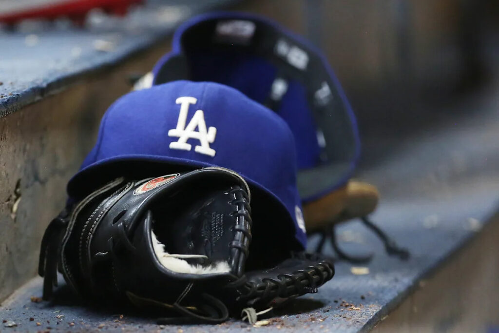 Dodgers, Brewers make trade with each other during their series finale