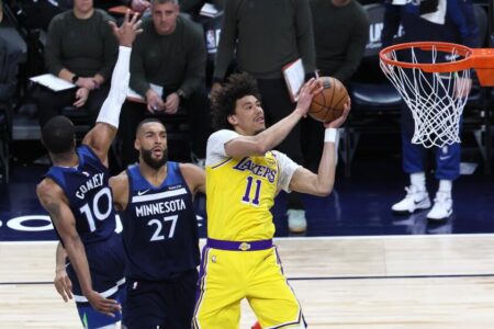 Lakers agree to terms to bring back Jaxson Hayes