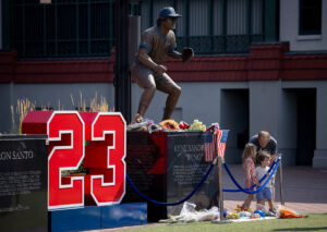 Cubs honoring former star, Hall of Famer Ryne Sandberg with jersey patch