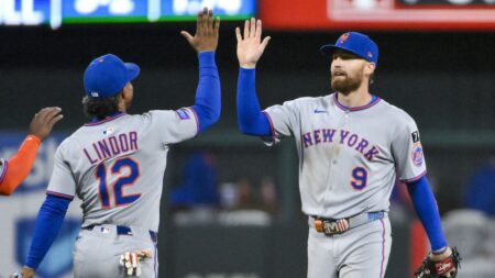 Mets' lineup change pays off in win over Brewers as stars step up: 'Whatever it takes to win'