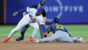 Luis Torrens' clutch throw, ability to control running game helps Mets get much-needed series win