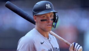 Yankees' Aaron Judge 'good' after getting hit near eye with baseball between innings