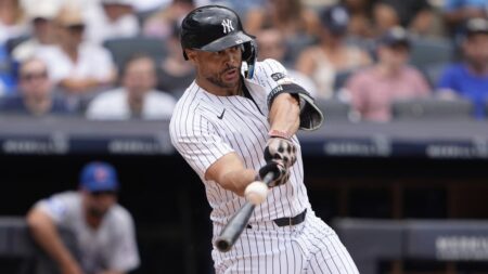 Yankees muster two hits in 4-1 loss to Cubs
