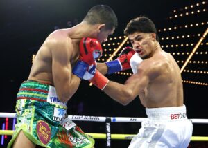 Boxing Results – Winning Ugly: Zayas Clinches and Evades His Way Past Garcia to WBO Gold