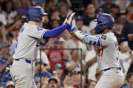 With trade deadline looming, Dodgers showcase their revived offense in win over Boston