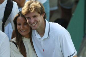 Who is Nicolas Jarry’s wife Laura Urruticoechea?