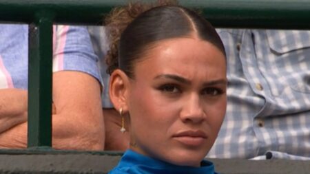 Daughter of ‘one of greatest sportsmen of all time’ steals show at Wimbledon in stunning blue outfit to cheer on Shelton