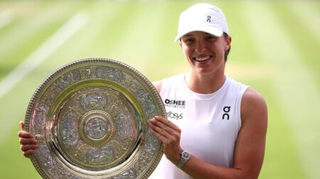 Iga Swiatek earns more than £52,000 PER MINUTE in Wimbledon women’s final double-bagel over Amanda Anisimova