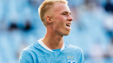 Premier League legend Eidur Gudjohnsen’s son Daniel, 19, lined up for shock transfer to Championship promotion chasers