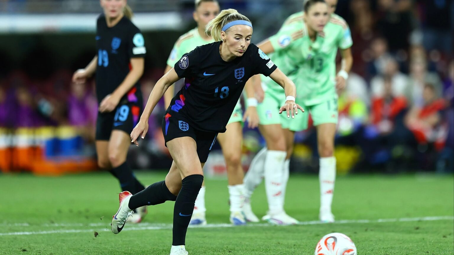 England star reveals Chloe Kelly’s two-word message before crucial penalty in Euro 2025 semi-final vs Italy
