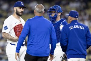 Letters to Sports: Why did the Dodgers keep their hands in pockets at trade deadline?