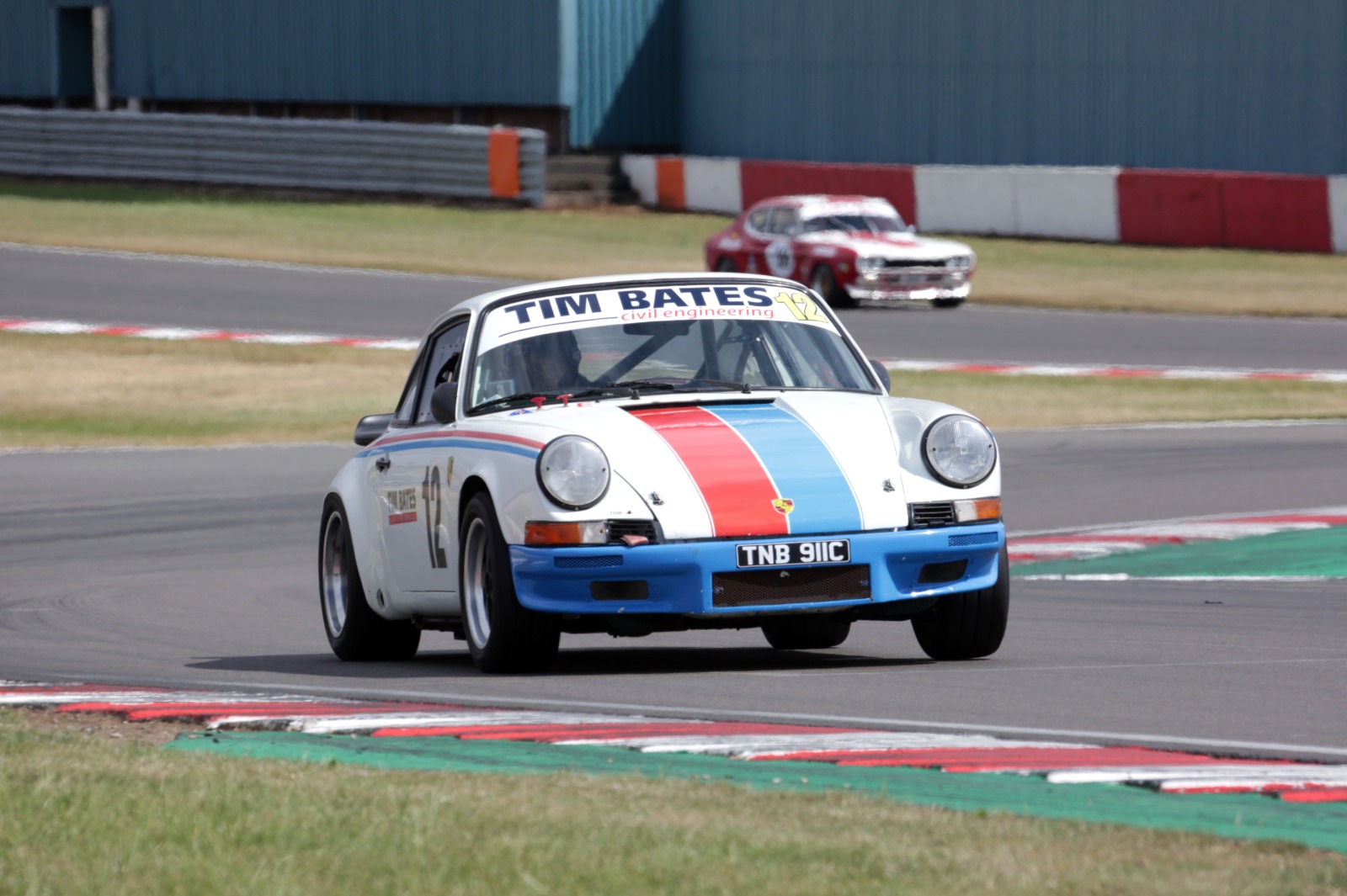 Bates was unstoppable in his Porsche in Equipe 70s contest